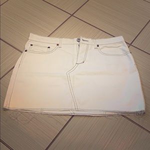 Y2K Vintage White denim skirt with distressed hem